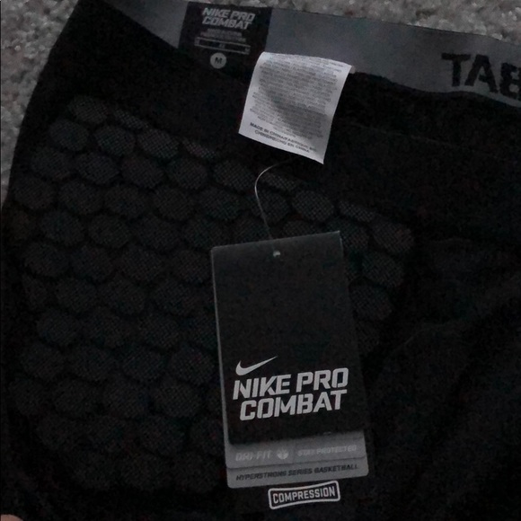 Compression spandex - Picture 2 of 4